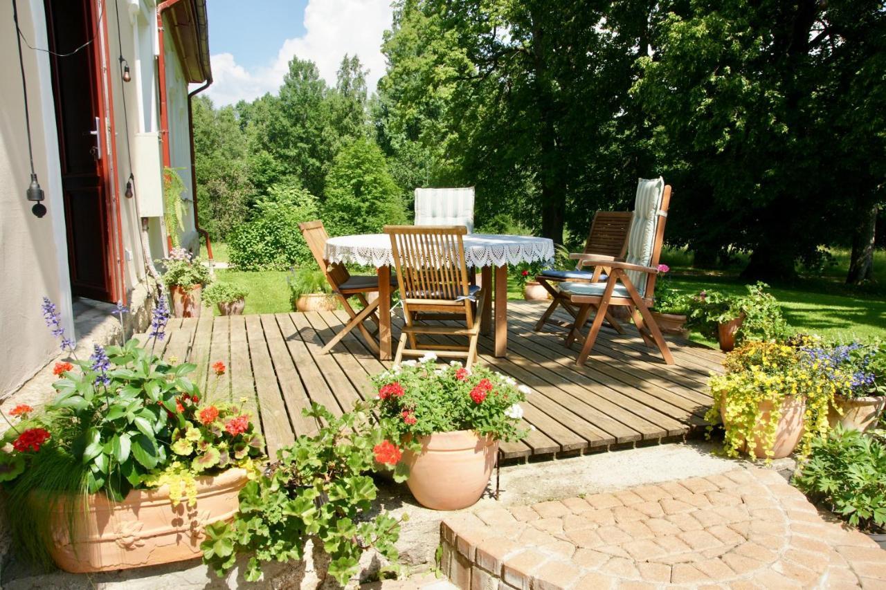 Appartement Bear Manor Lacu Muizina à Pāle Extérieur photo