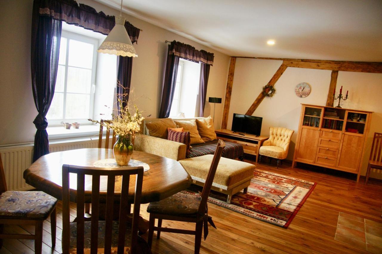 Appartement Bear Manor Lacu Muizina à Pāle Extérieur photo