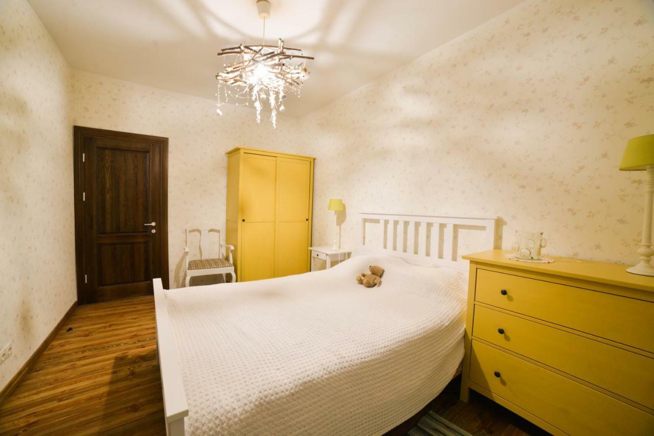 Appartement Bear Manor Lacu Muizina à Pāle Extérieur photo