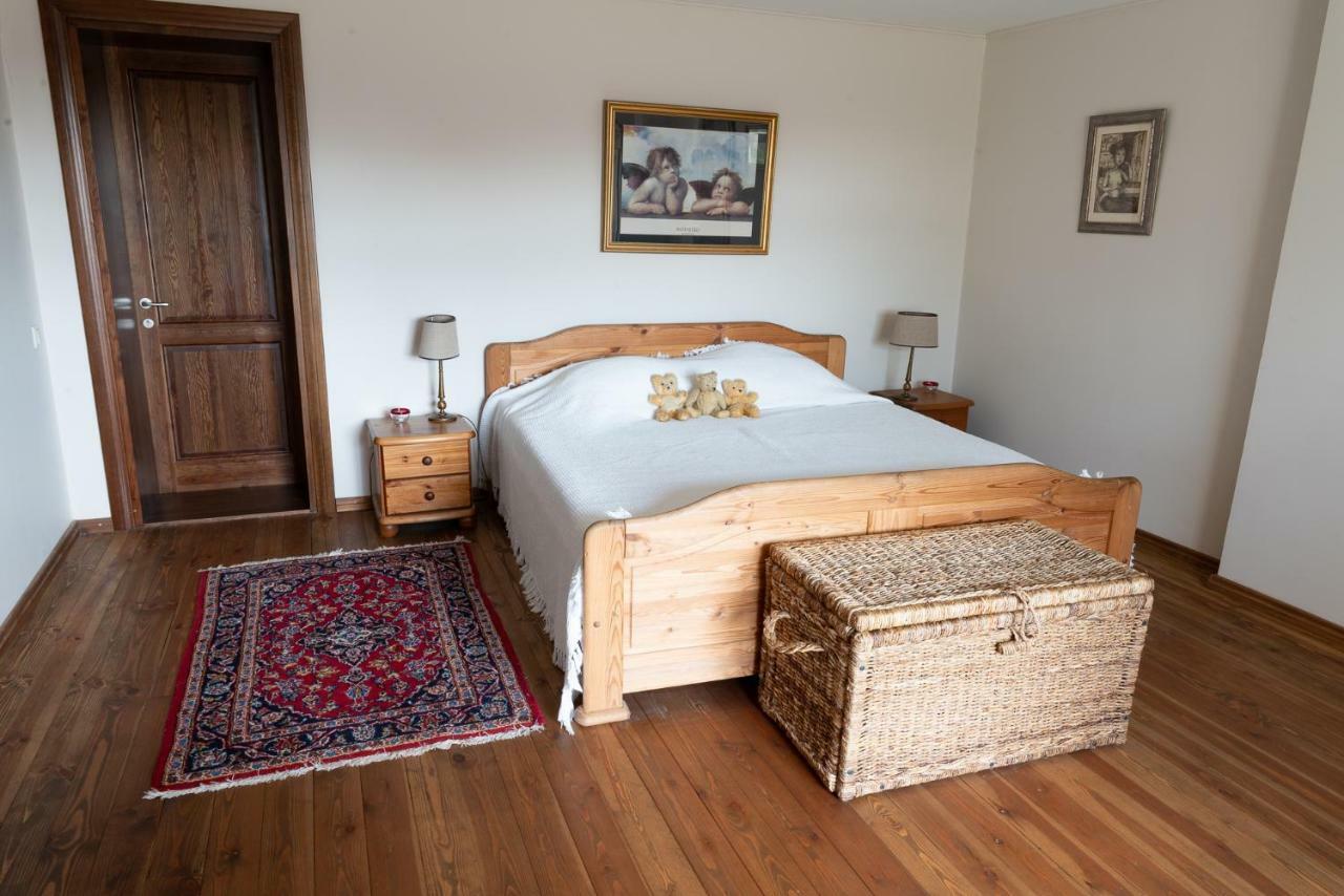 Appartement Bear Manor Lacu Muizina à Pāle Extérieur photo
